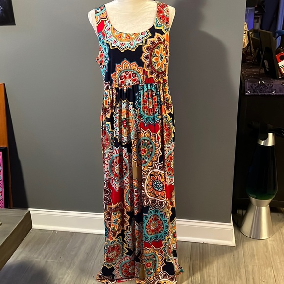 42 Pops dress with pockets - Picture 1 of 6